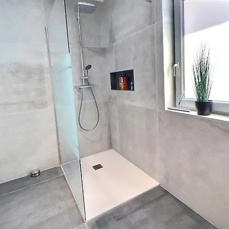 Alsace Neuf Garage, Parking Et Terrasse Apartamento Colmar