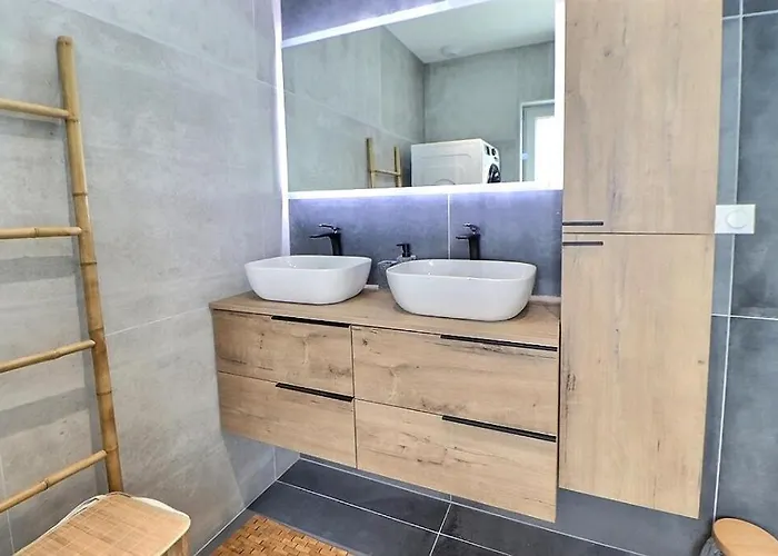 Alsace A Climatisee Garage, Parking Et Terrasse Апартаменты *