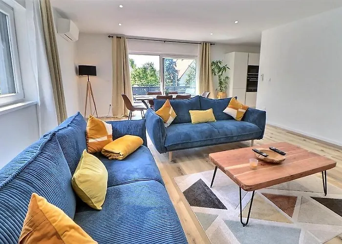 Alsace A Climatisee Garage, Parking Et Terrasse Кольмар